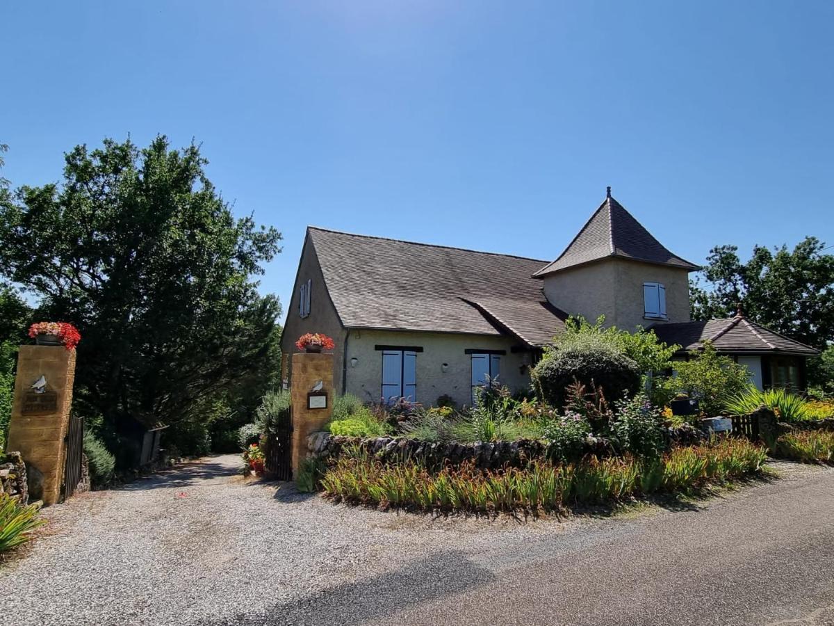 Aux Deux Colombes Bed and Breakfast Padirac Esterno foto
