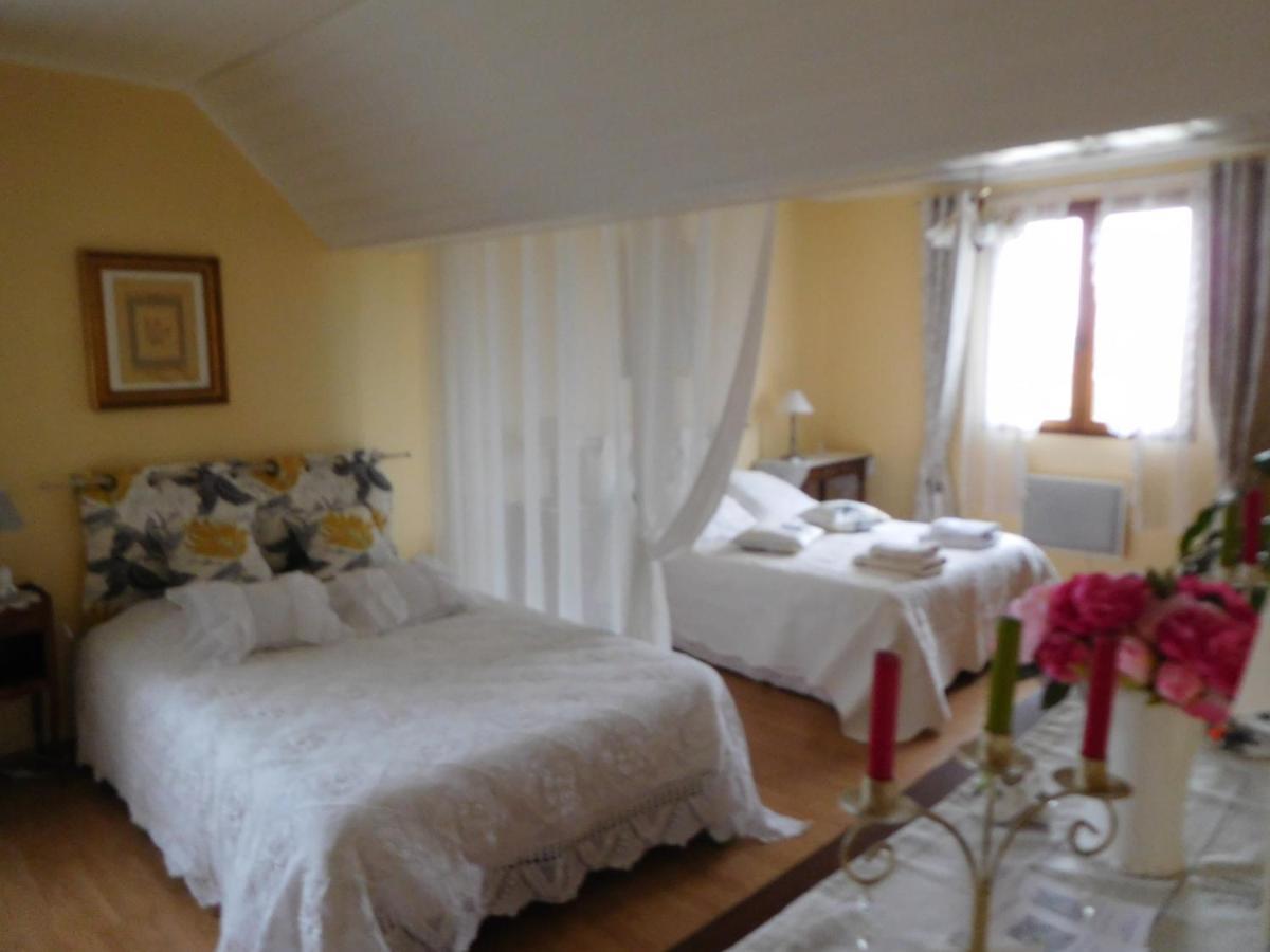 Aux Deux Colombes Bed and Breakfast Padirac Esterno foto